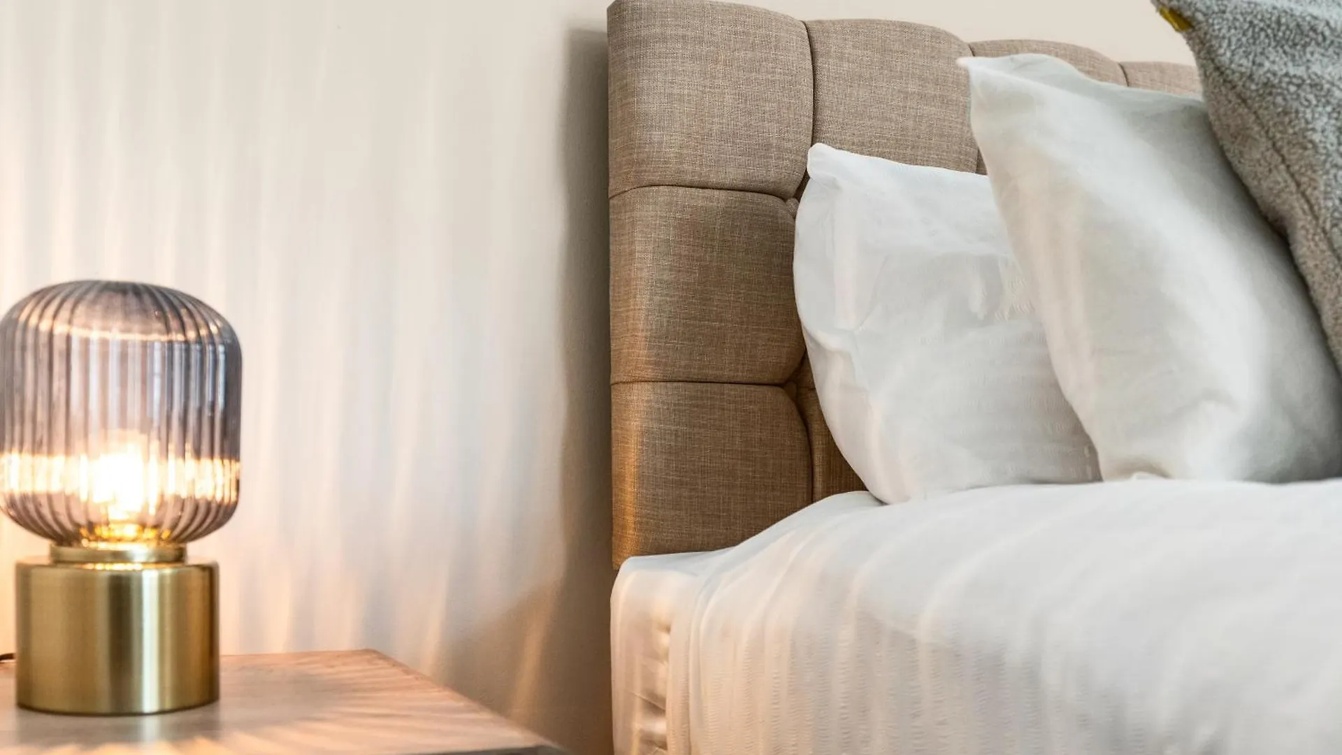 Hosted By Agf Property - Free Parking - Perfect For Large Groups And Long Stays - Free Parking For One Vehicle 布赖顿