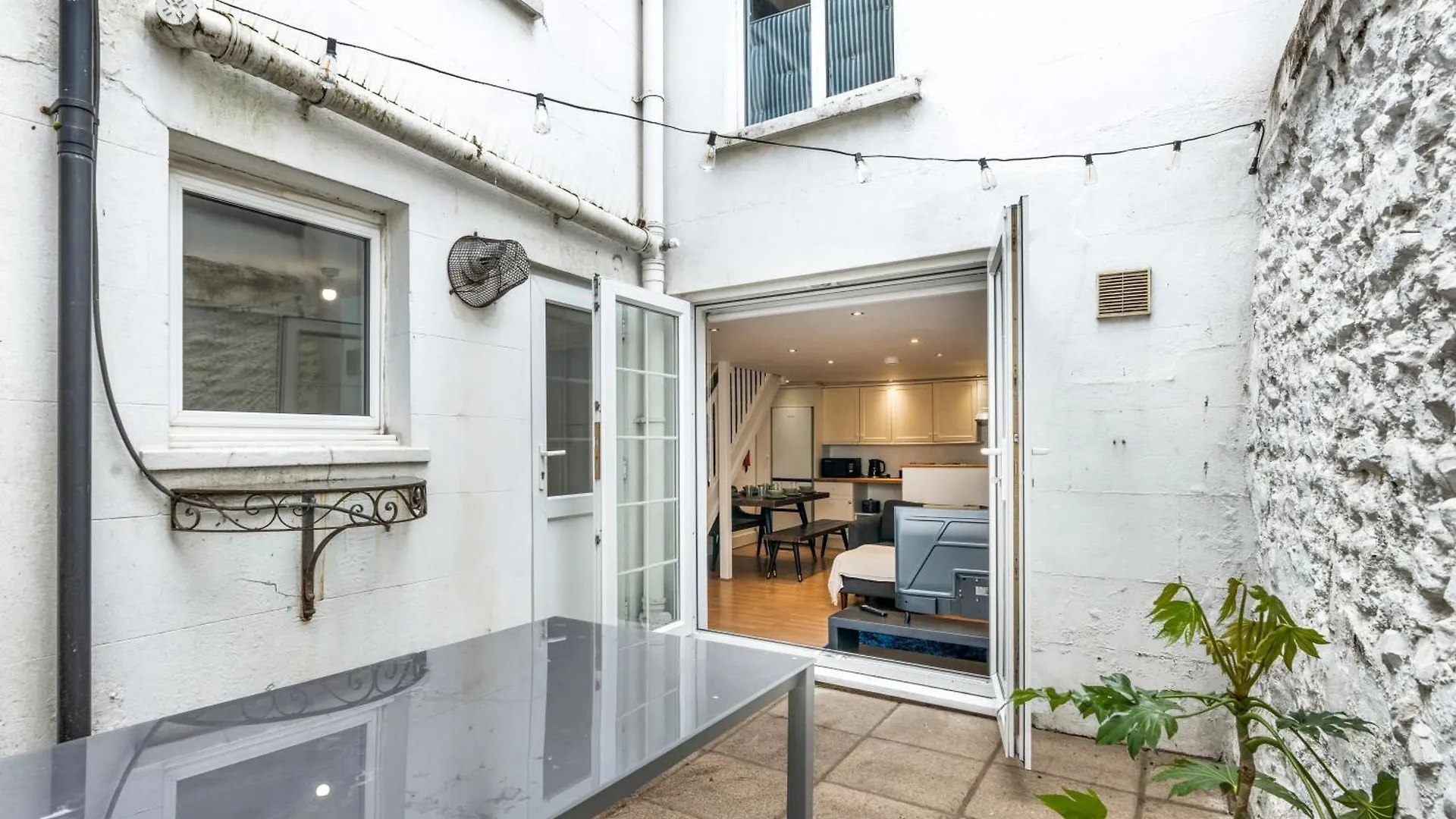度假居 Hosted By Agf Property - Free Parking - Perfect For Large Groups And Long Stays - Free Parking For One Vehicle 布赖顿