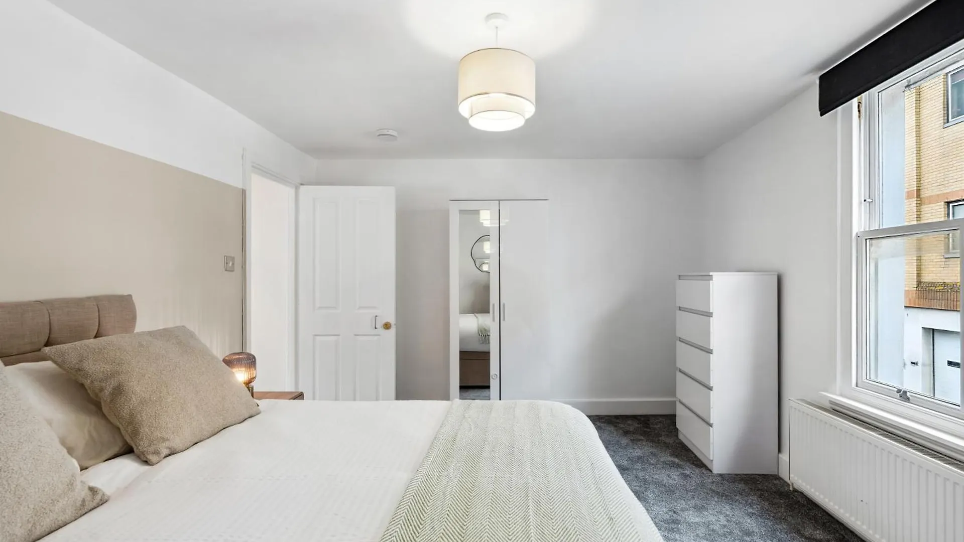 Hébergement de vacances Hosted By Agf Property - Free Parking - Perfect For Large Groups And Long Stays - Free Parking For One Vehicle Hove